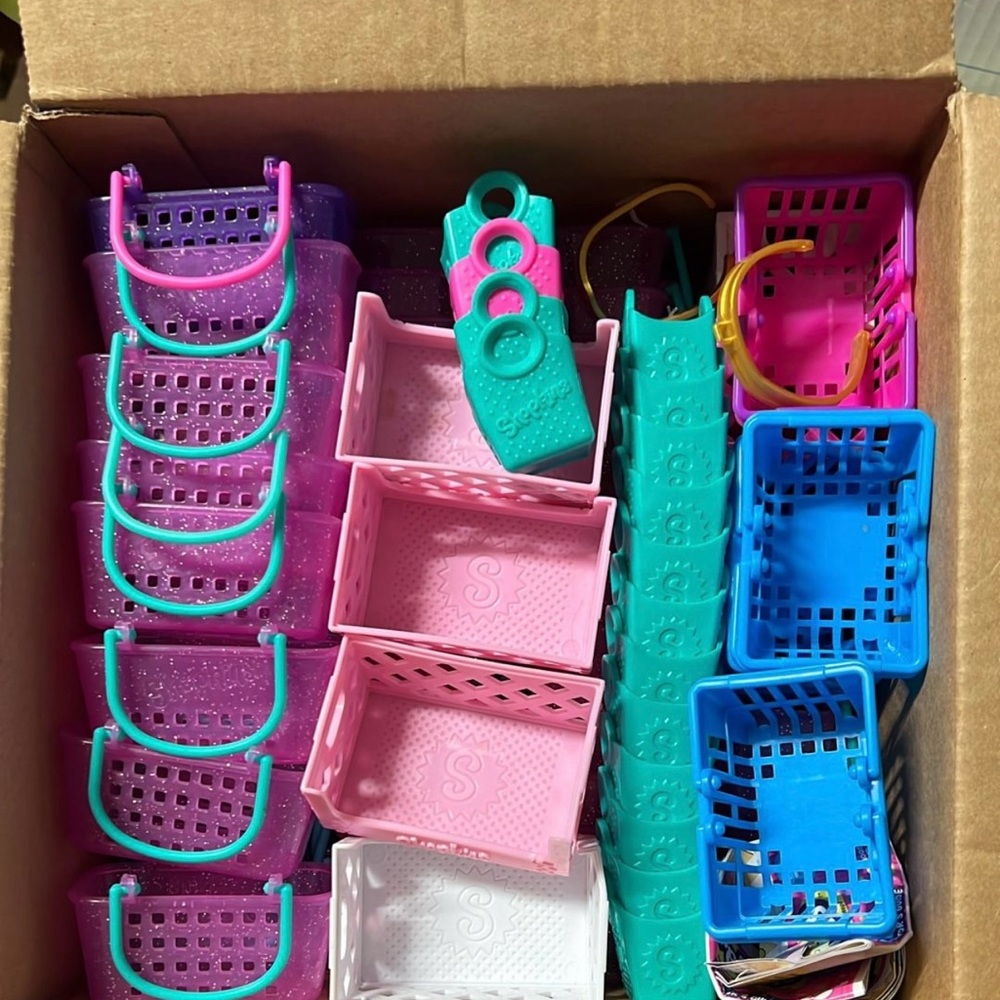 Shopkins Colorful Mini Baskets lot